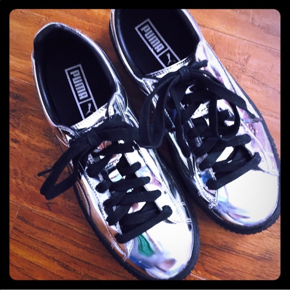 💎Chrome Platform Pumas (Sz 8)💎